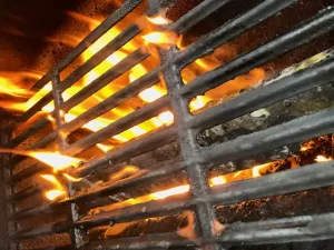 Dirty grill grates flare up