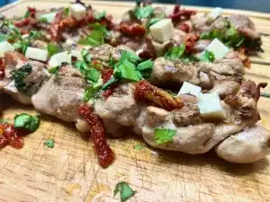 sundried tomatoes and basil grilled chicken